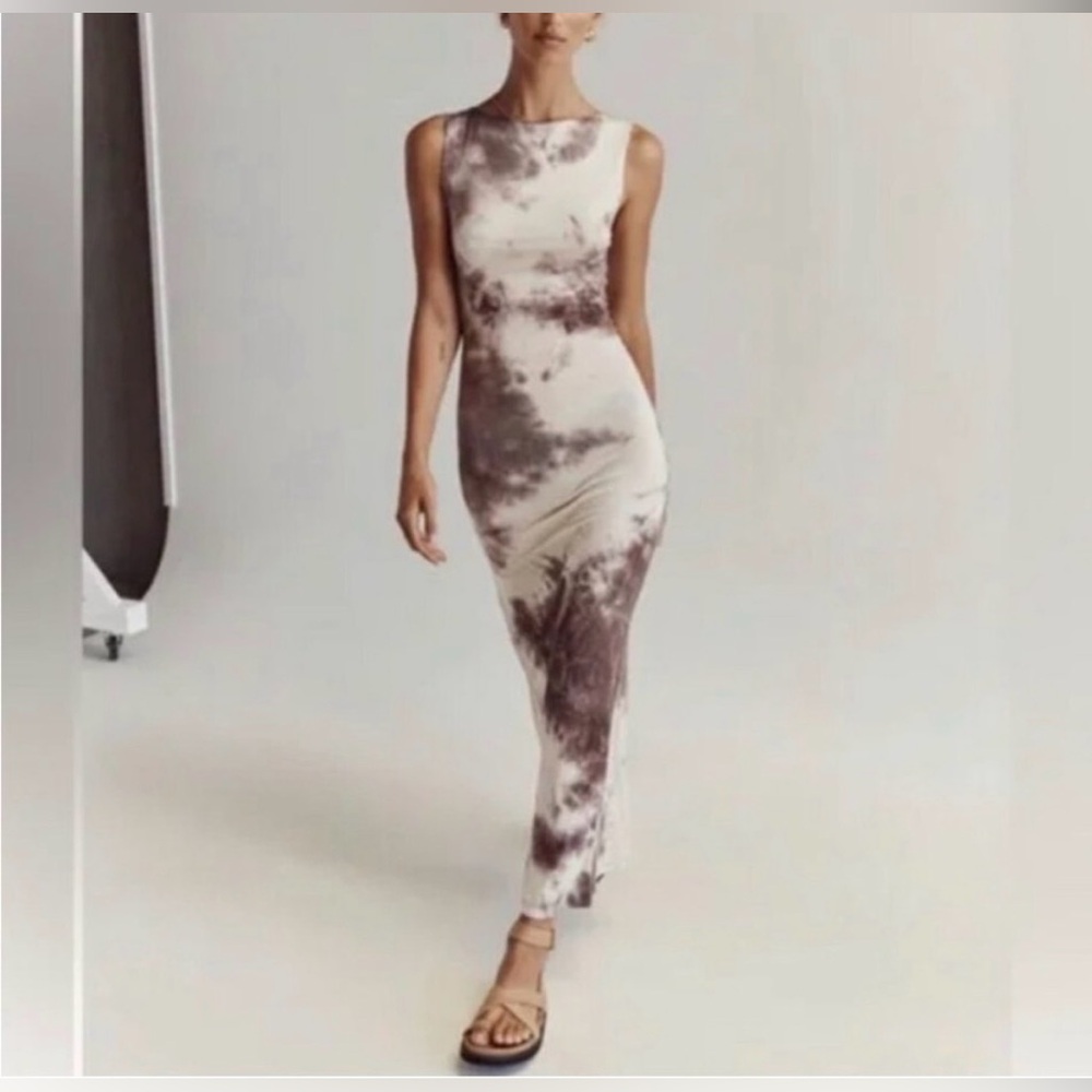 Dissh Coco Mauve Tie Dye Sleeveless Midi Dress